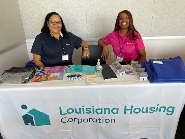Jessica tabling, homelessness solutions