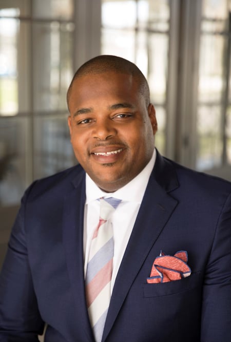 Joshua Hollins Headshot